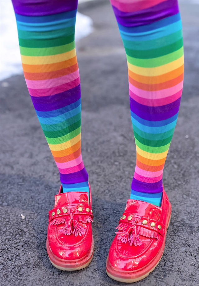 stripy tites no logo at bottom copy